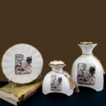 طقم فازات 3 قطع بتصميم جذاب – لون أبيض فاخر – مكون من فازتين وطبق مع مسند – لمسة ديكورية راقية وهدية مثالية للمنزل والمكتب