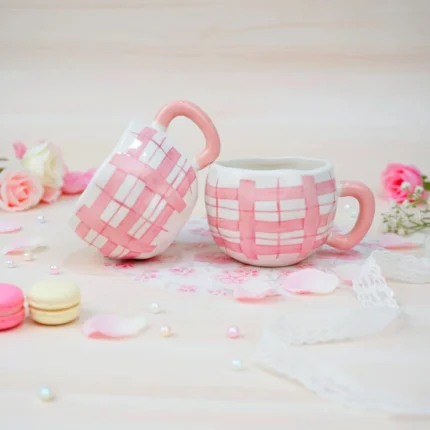 مج البورسلين الكاروهات-300 مل-تصميم انيق هادئ