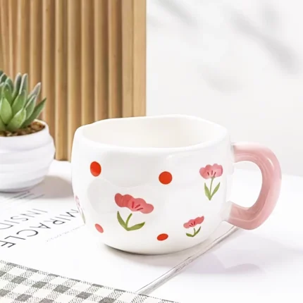 مج الزهور البورسلين 300 مل –رسومات زهور ونقاط لأسلوب مبهج في الشرب