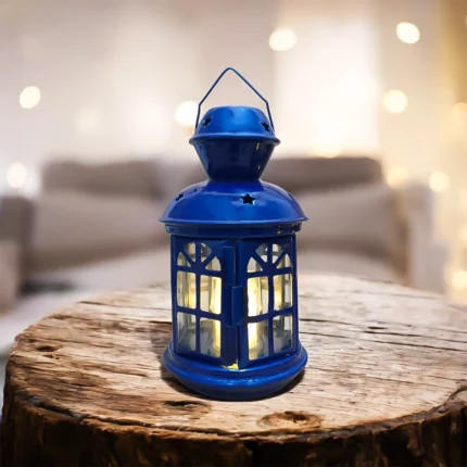 فانوس ايكيا معدني ازرق 20×13 سم – تصميم كلاسيك للديكور الرمضاني والمنزلي
