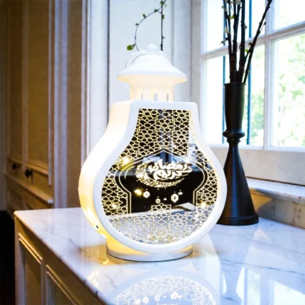 فانوس تركي أكريليك بيضاوي متوسط الحجم لون أبيض – 17×12 سم