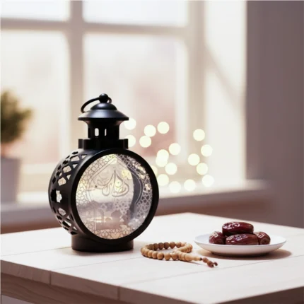 فانوس تركي أكريليك تصميم مرايا ديكوري - لون أسود – ارتفاع 19 سم × عرض 12.5 سم