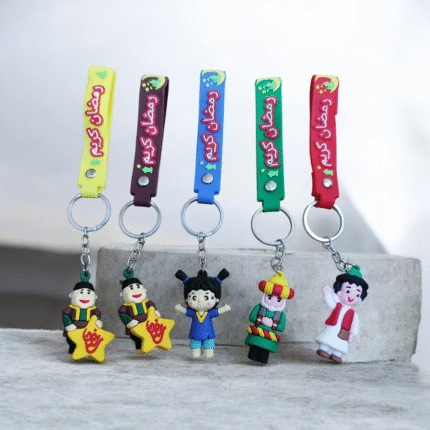 ميداليا شخصيات رمضان سيليكون مع علاقة – مكتوب عليها رمضان كريم بطول 21 سم