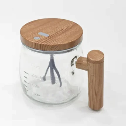 مج بمضرب كهربائي 400 مل بغطاء ويد خشب – كوب زجاج بخلاط أوتوماتيك لخلط القهوة والنسكافيه والبروتين بسهولة