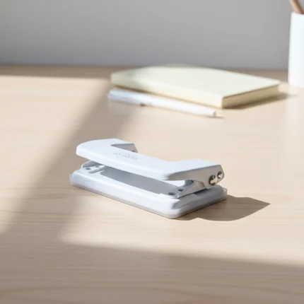 خرامة ورق معدنية مكتبية 2 فتحة مقاس 6×10 سم – مثقاب أوراق عملي للمكتب والمدرسة
