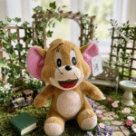 ⁦دمية جيري القطيفة 26 سم – لعبة أطفال ناعمة مستوحاة من شخصية توم وجيري بجودة عالية⁩ - الصورة ⁦4⁩