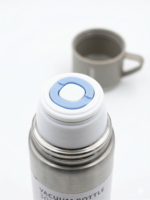 ⁦زجاجة حرارية ستانلس ستيل 500 مل لحفظ المشروبات الساخنة والباردة حتى 12 ساعة⁩ - الصورة ⁦3⁩