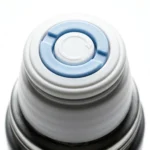 ⁦زجاجة حرارية ستانلس ستيل 500 مل مع كوبين للشرب – ترمس قهوة وشاي يحافظ على الحرارة والبرودة⁩ - الصورة ⁦6⁩