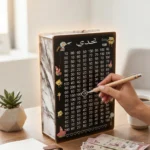 ⁦حصالة التحدي 10000 خشبية – أفضل صندوق توفير لتنظيم الادخار وتحقيق أهدافك المالية بسرعة⁩ - الصورة ⁦5⁩