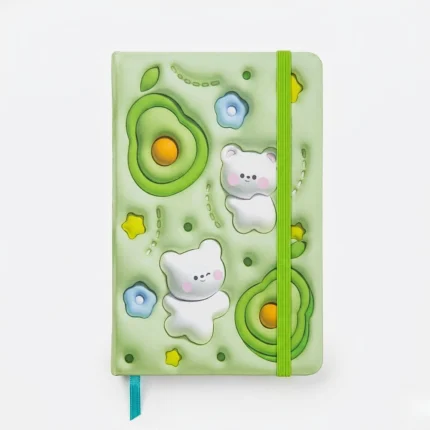 نوت بوك صغير كيوت برسومات أفوكادو ودبدوب – مقاس 14×9 سم – غلاف ناعم خفيف مناسب للمدرسة والهدايا