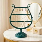 ⁦منظم اكسسوارات بلاستيك متعدد الطبقات 3 أدوار بتصميم أنيق – حامل مجوهرات عملي⁩ - الصورة ⁦5⁩