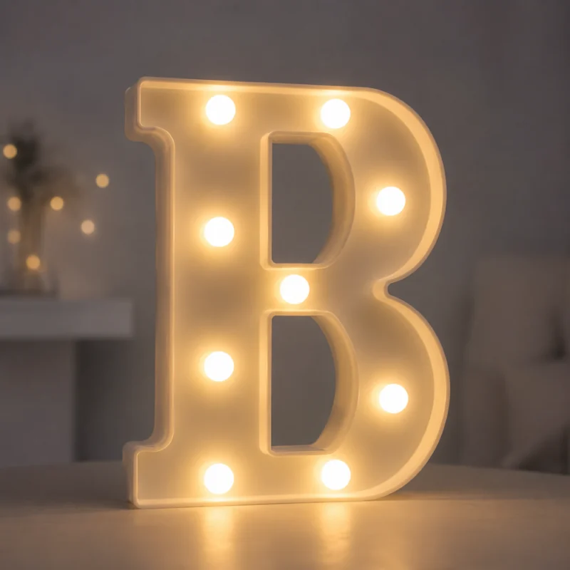 حرف B مضيء LED للديكور مقاس 21 سم – يعمل بالبطاريات بإضاءة دافئة