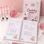 ⁦نوت بوك الكيمياء Chemistry A4 سلك 100 ورقة مسطرة بغلاف جلوسي شفاف وتصميم تعليمي مميز⁩ - الصورة ⁦5⁩