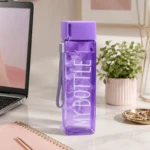 زجاجة مياه مربعة MY BOTTLE سعة 500 مل بغطاء محكم وحبل حمل – لون لافندر - الصورة 3