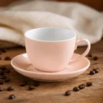 ⁦فنجان بورسلين سيمون مع طبق - الأبعاد 10*8*6 سم - تصميم أنيق للقهوة والشاي⁩ - الصورة ⁦6⁩
