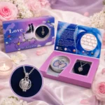 ⁦هدية اللؤلؤة المفاجأة Love Pearl موف 18×10 سم بتصميم رومانسي – محارة حقيقية مع قلادة وسلسلة⁩ - الصورة ⁦2⁩
