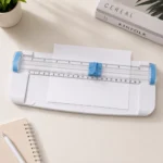 ⁦قطاعة ورق A4 بشفرة منزلقة حتى 10 ورقات مع مسطرة وشبكة قياس – مناسبة للمكتب والأعمال اليدوية⁩ - الصورة ⁦4⁩
