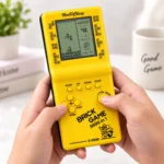 ⁦لعبة أتاري محمولة بريك جيم 9999 في 1 أصفر بشاشة LCD مقاس 18.5 × 7.8 سم⁩ - الصورة ⁦4⁩
