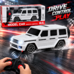 ⁦سيارة ريموت كنترول بيضاء للأطفال بتصميم SUV وحركة أمام وخلف – +3 سنوات⁩ - الصورة ⁦3⁩